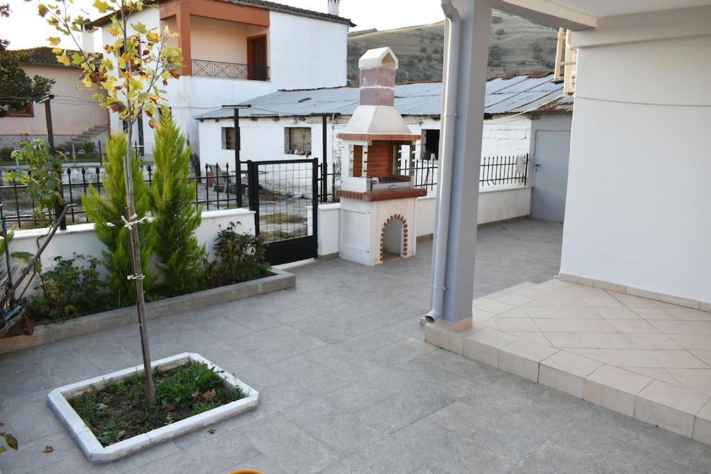 特里卡拉Thalia'S House公寓 外观 照片